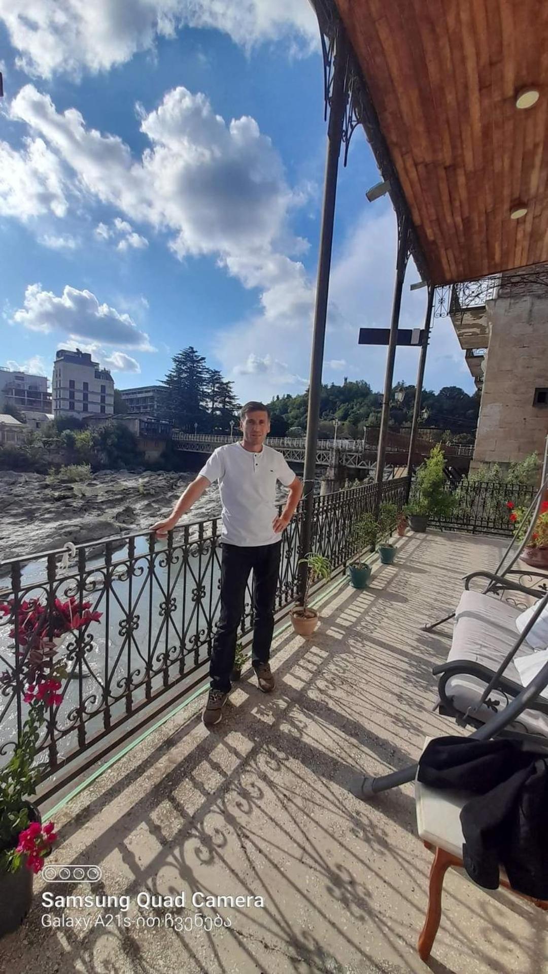 Hotel Caravan Palace Kutaisi Dış mekan fotoğraf